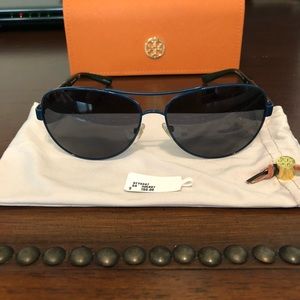 Tory Burch Aviator Sunglasses